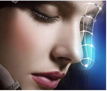 隆鼻手術(shù)多久恢復(fù)自然?