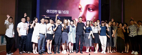 ���ͺ����ЊW�ǲ�������Ʒ�װl(f��)�ڙ�(qu��n)�xʽ�ڏ����F�t(y��)������¡���e��